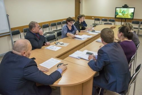 Минстрой Коми потребовал ускорить принятие правил благоустройства Ухты