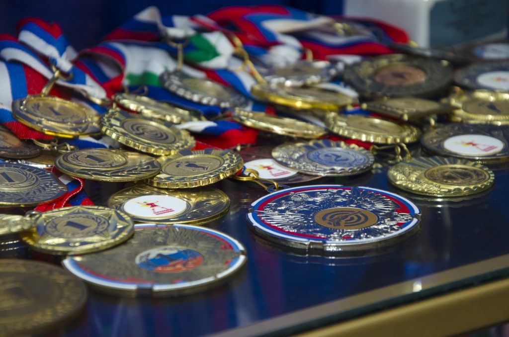 Магомед Османов взял на личный контроль ситуацию с протекающей крышей в школе №4