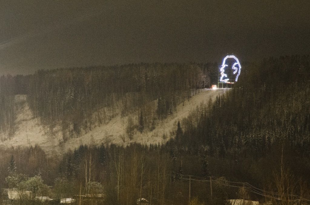 В Ухте снова решается вопрос освещения профиля Ленина