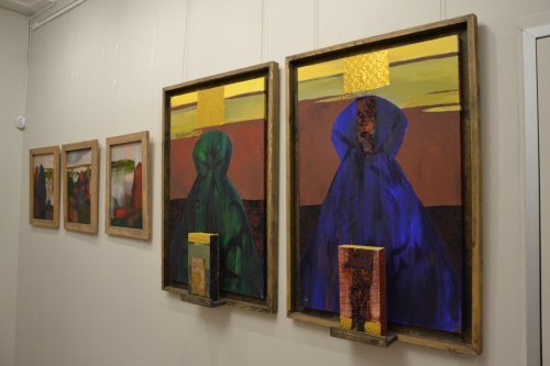 В Выставочном зале Ухты открылась выставка-ретроспектива «Северный путь» проекта «Клюква»